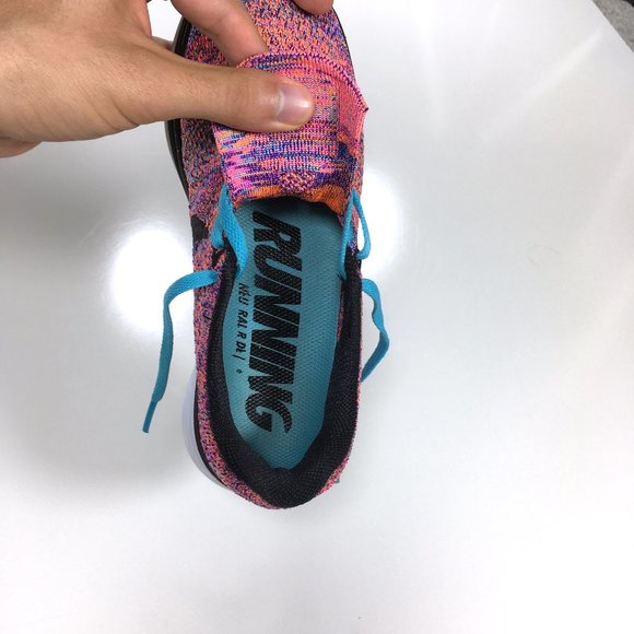 Nike Flyknit Lunar 3 Running Shoes - Picture 10 of 10